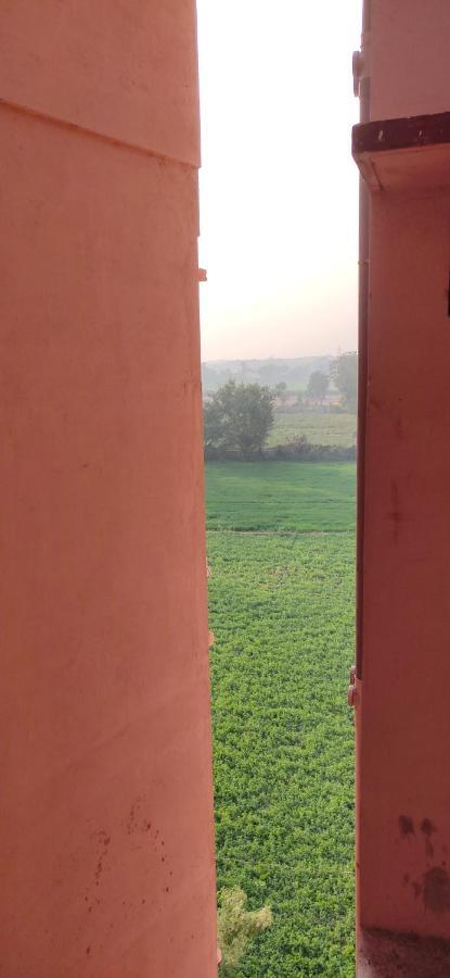 Love & Peace Apartment Jabalpur Luaran gambar