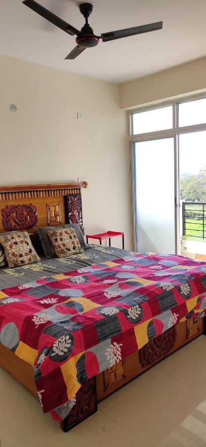 Love & Peace Apartment Jabalpur Luaran gambar
