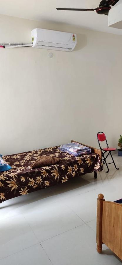 Love & Peace Apartment Jabalpur Luaran gambar
