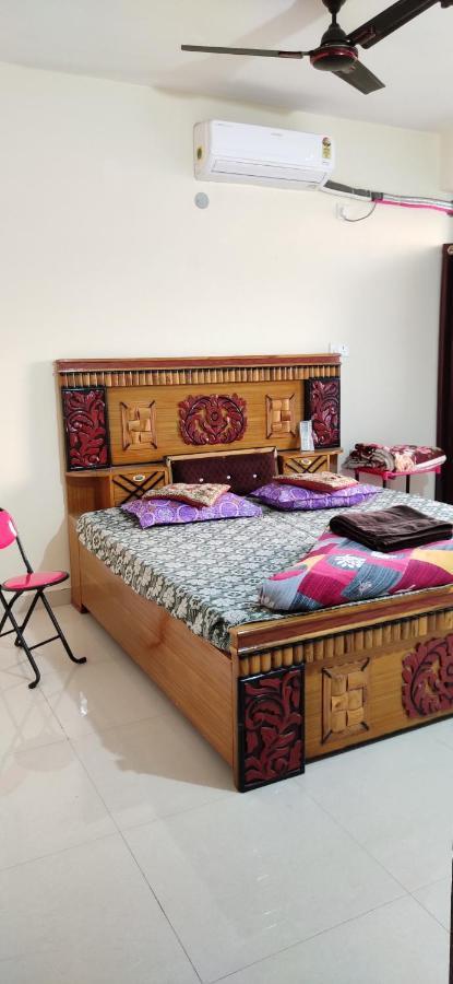 Love & Peace Apartment Jabalpur Luaran gambar